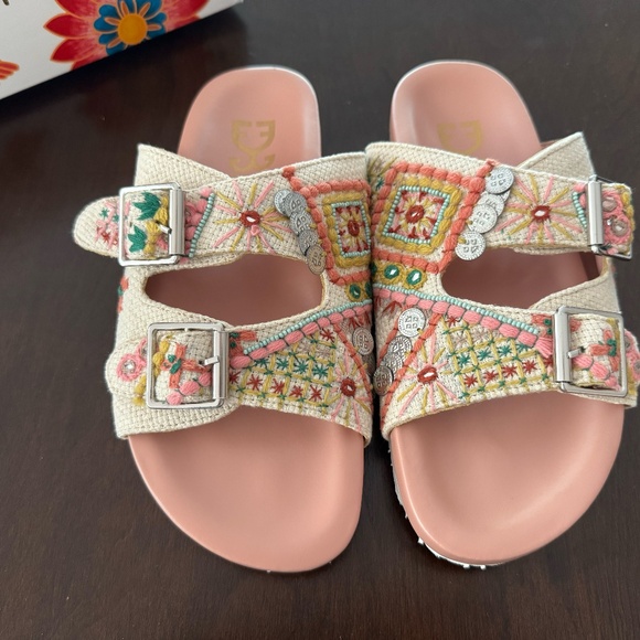 Fizzy Goblet Vegn Sliders - Picture 6 of 9